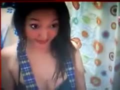 A pleasant Asian man uses a webcam to masturbate for me.